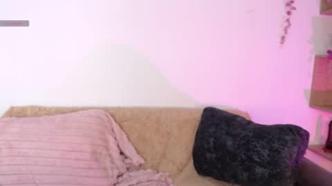chloe_peach_ online show from 05-29-26, 12:03