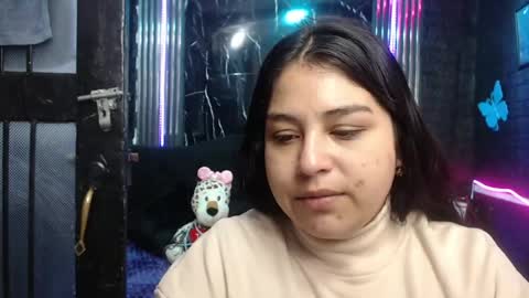 Snapshot of chloe_smith5 chatting on 06-29-26, 01:11 chloe_smith5 online show from 06-29-26, 01:11