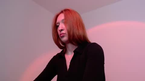 Snapshot of chloe_snoww chatting on 02-27-25, 01:27 cloes online show from 02-27-25, 01:27