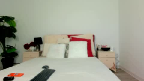 Chloe online show from 04-20-26, 04:26