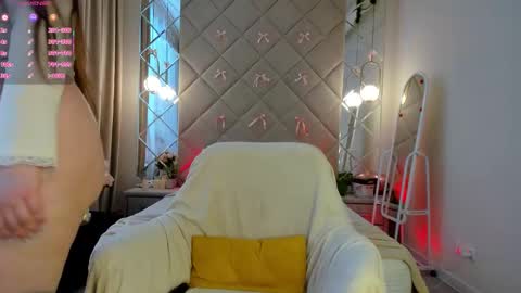 chloee white online show from 03-09-26, 08:51