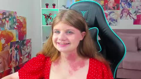 ChloeHalses online show from 06-29-26, 05:02