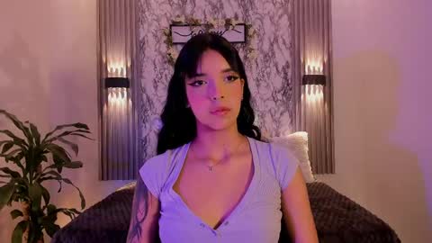 Snapshot of chloemasonn chatting on 05-09-26, 11:04 chloemasonn online show from 05-09-26, 11:04