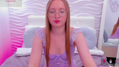 Chloe online show from 05-27-26, 05:37
