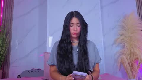 Snapshot of chlooee_ chatting on 05-27-26, 01:57 Chlooe online show from 05-27-26, 01:57