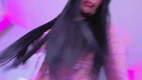 Snapshot of chlooee_ chatting on 06-05-26, 02:51 Chlooe online show from 06-05-26, 02:51