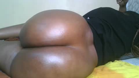 Snapshot of choco_baeb chatting on 03-25-26, 05:13 nei online show from 03-25-26, 05:13