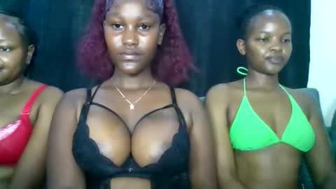 chocolate_divaa online show from 05-24-26, 07:24