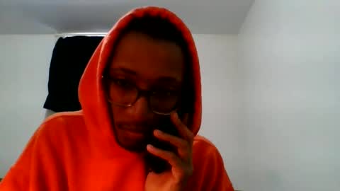 Chocolatinhermoso online show from 12-06-24, 05:33