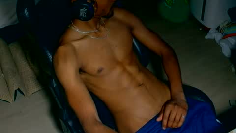 Groovysmile online show from 06-25-26, 08:08