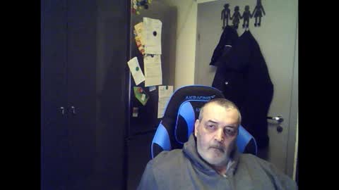 Snapshot of chris250268 chatting on 03-05-26, 06:59 Chris online show from 03-05-26, 06:59