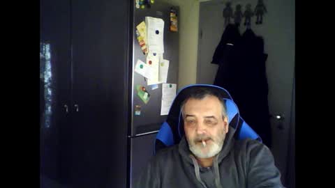 Snapshot of chris250268 chatting on 04-04-26, 09:29 Chris online show from 04-04-26, 09:29