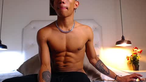 Snapshot of chris_weell chatting on 12-12-24, 08:21 Chris Weell online show from 12-12-24, 08:21