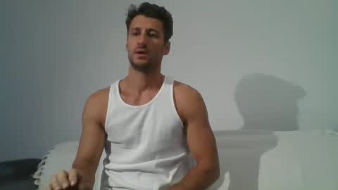 Snapshot of chrisaron chatting on 10-08-25, 03:26 chrisaron online show from 10-08-25, 03:26