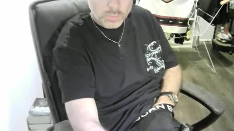 Snapshot of chrisprngr chatting on 06-08-26, 04:51 chrisprngr online show from 06-08-26, 04:51