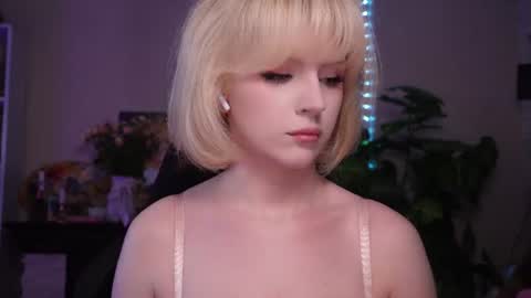 Snapshot of chriss_foxx chatting on 07-14-26, 03:51 chriss_foxx online show from 07-14-26, 03:51