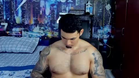 Chriss Stewart online show from 05-12-26, 01:58