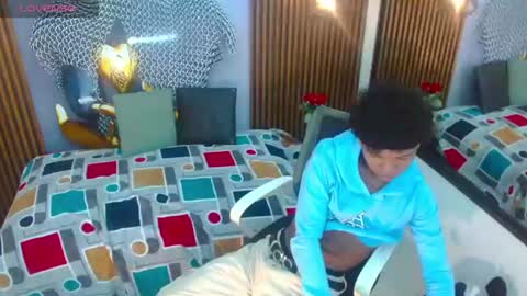 chrisshottx online show from 06-19-26, 11:47