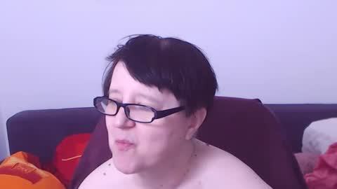 Snapshot of christarose chatting on 06-21-26, 01:35 Christa online show from 06-21-26, 01:35