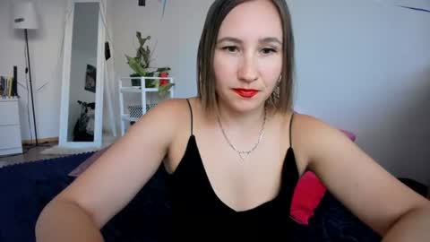 Snapshot of christina_rosse chatting on 06-26-26, 05:06 christina rosse online show from 06-26-26, 05:06