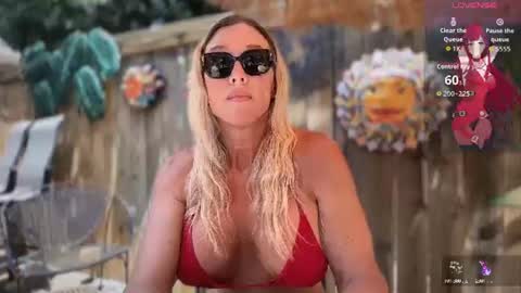 Snapshot of christinabruce chatting on 07-05-26, 05:09 Chris Tina Bruce online show from 07-05-26, 05:09
