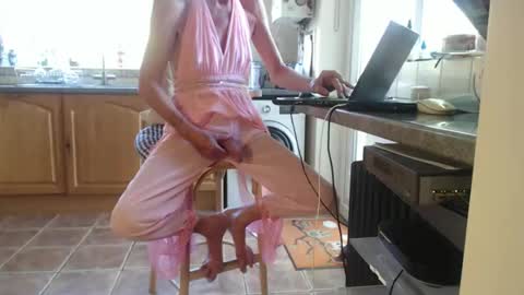 Snapshot of christine888 chatting on 05-05-26, 08:55 Sissy Christine online show from 05-05-26, 08:55