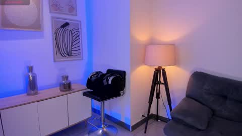 Christine Ford online show from 03-06-26, 12:01