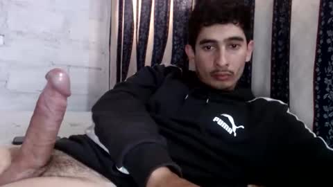 Snapshot of christoper_dick chatting on 06-09-26, 10:32 Petite Horny and chistoper dick online show from 06-09-26, 10:32