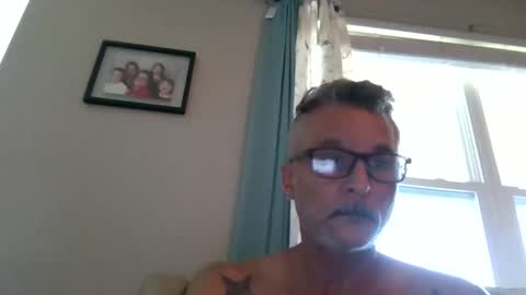 Snapshot of christopher_rain chatting on 05-22-26, 04:34 Christopher Rain online show from 05-22-26, 04:34