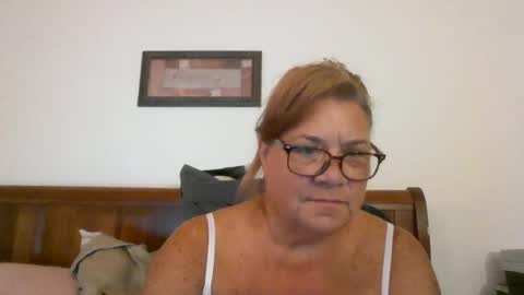 Snapshot of christopher_rain chatting on 06-12-26, 02:10 Christopher Rain online show from 06-12-26, 02:10