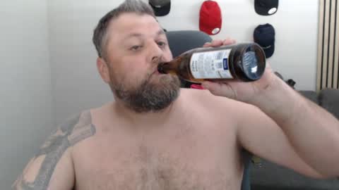 Chrizz online show from 04-18-26, 01:59