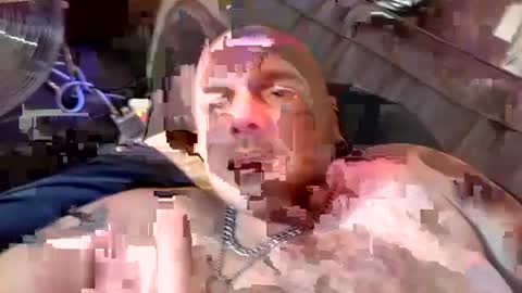 chubbyman44 online show from 07-04-26, 09:21