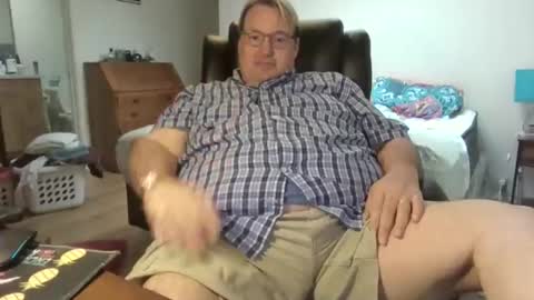 Snapshot of chubbywren chatting on 03-23-26, 12:03 Wren online show from 03-23-26, 12:03