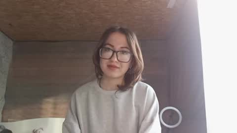 Olivia online show from 05-28-26, 11:40
