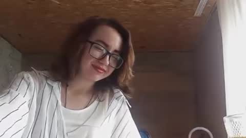 Olivia online show from 06-15-26, 08:27