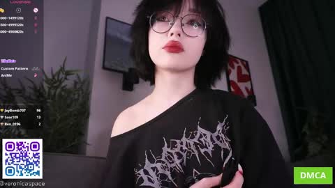 Snapshot of cinacandy chatting on 04-11-26, 07:45 L online show from 04-11-26, 07:45