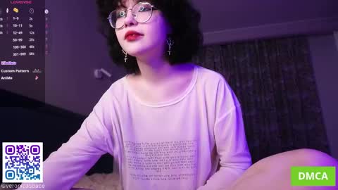 Snapshot of cinacandy chatting on 04-22-26, 05:32 L online show from 04-22-26, 05:32