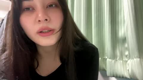 Lin online show from 05-16-26, 12:18