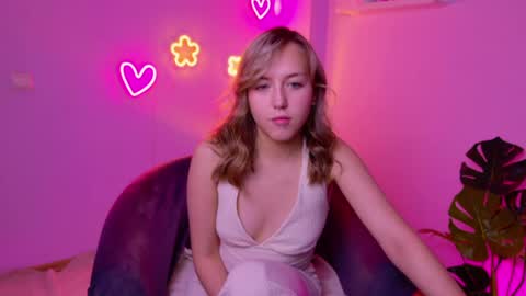 Snapshot of cindylovesmith chatting on 05-29-26, 04:10 cindylovesmith online show from 05-29-26, 04:10