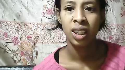Snapshot of cindyx69 chatting on 06-17-26, 03:31 cindyx69 online show from 06-17-26, 03:31