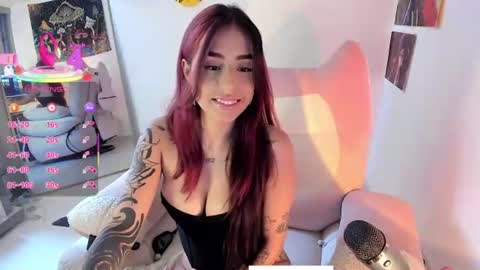 Snapshot of circe_l chatting on 07-04-26, 09:32 Paulina online show from 07-04-26, 09:32