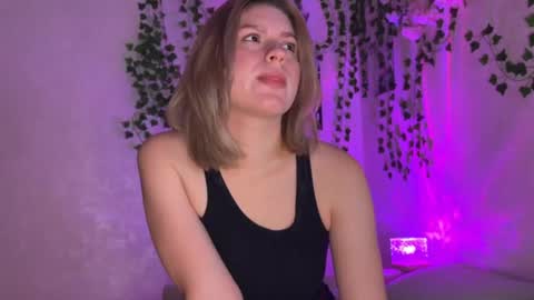 Snapshot of citruska chatting on 10-03-25, 09:45 karina online show from 10-03-25, 09:45