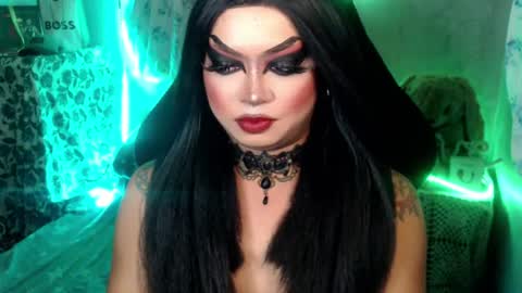 QUEEN CESS online show from 07-15-26, 06:35