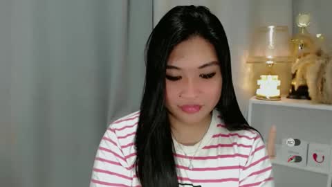 Snapshot of claire_wntr chatting on 04-29-26, 05:30 CLAIRE online show from 04-29-26, 05:30