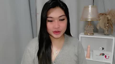 Snapshot of claire_wntr chatting on 05-31-26, 03:04 CLAIRE online show from 05-31-26, 03:04