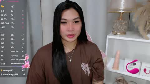 CLAIRE online show from 07-17-26, 06:24