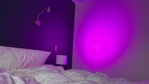 Claire online show from 01-18-26, 08:18