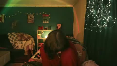 Snapshot of clancyosbourne chatting on 04-20-26, 05:37 Clancy online show from 04-20-26, 05:37