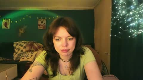 Snapshot of clancyosbourne chatting on 05-01-26, 06:23 Clancy online show from 05-01-26, 06:23