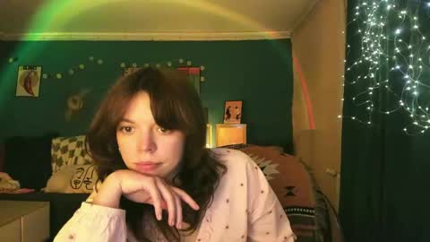 Snapshot of clancyosbourne chatting on 05-14-26, 06:26 Clancy online show from 05-14-26, 06:26